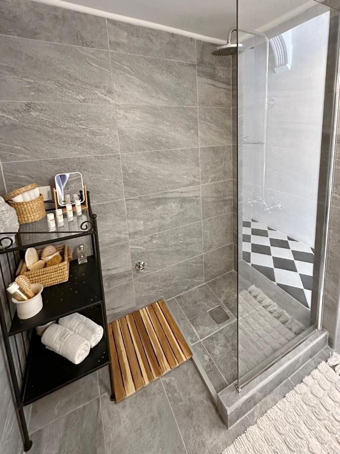 Spacious 82 M2 Two Bedroom Classy Apartment Near City Center Thessaloníki Luaran gambar